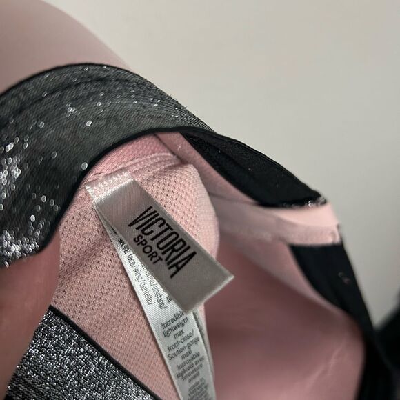 Victoria Secret Sport Incredible Lightweight Max Front Close Sports Bra - Picture 10 of 12